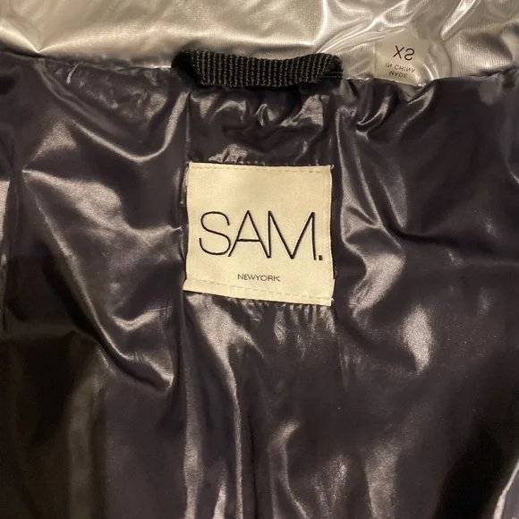 SAM✨ - Picture 4 of 10